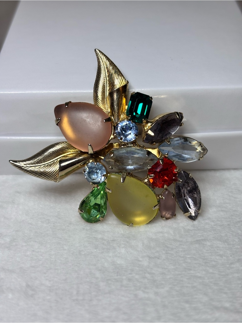 Vintage Uranium Glass Fruit Salad Brooch Pin Gold Tone UV Glow Rhinestone